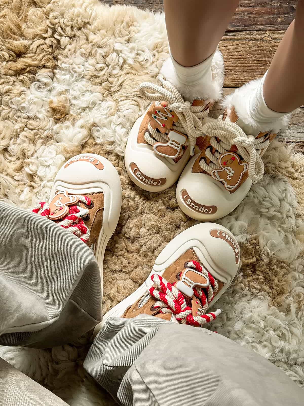 Street Chunky Velvet-Lined Canvas Sneakers